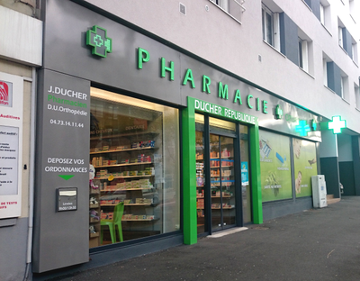 Pharmacies-Opticiens02