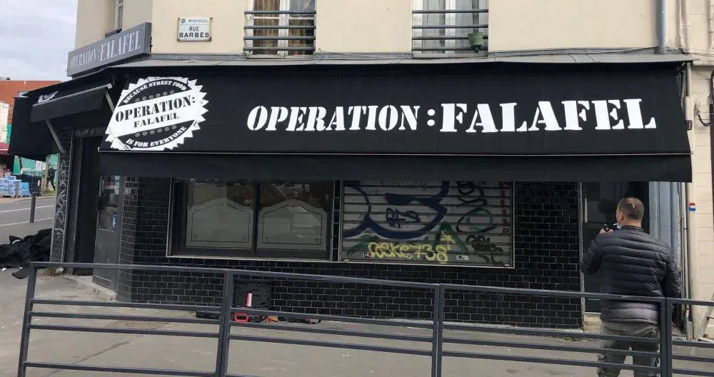 enseignes magasins et restaurants (87)