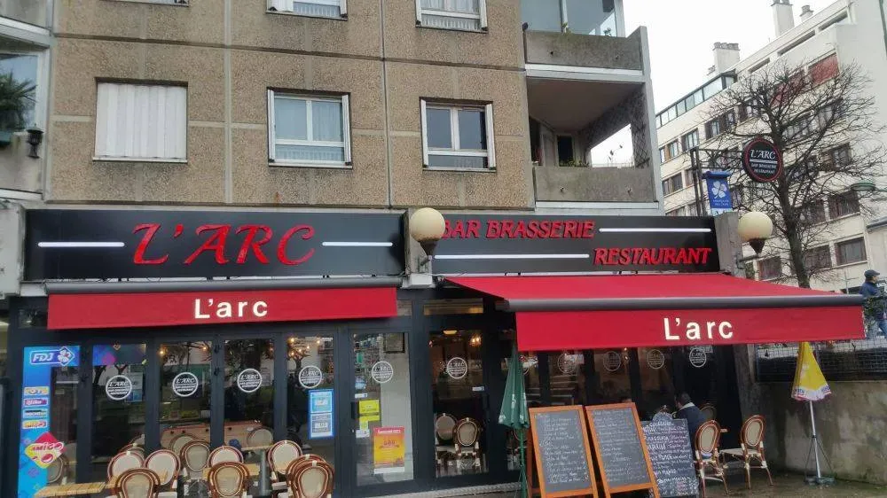 enseignes magasins et restaurants (123)