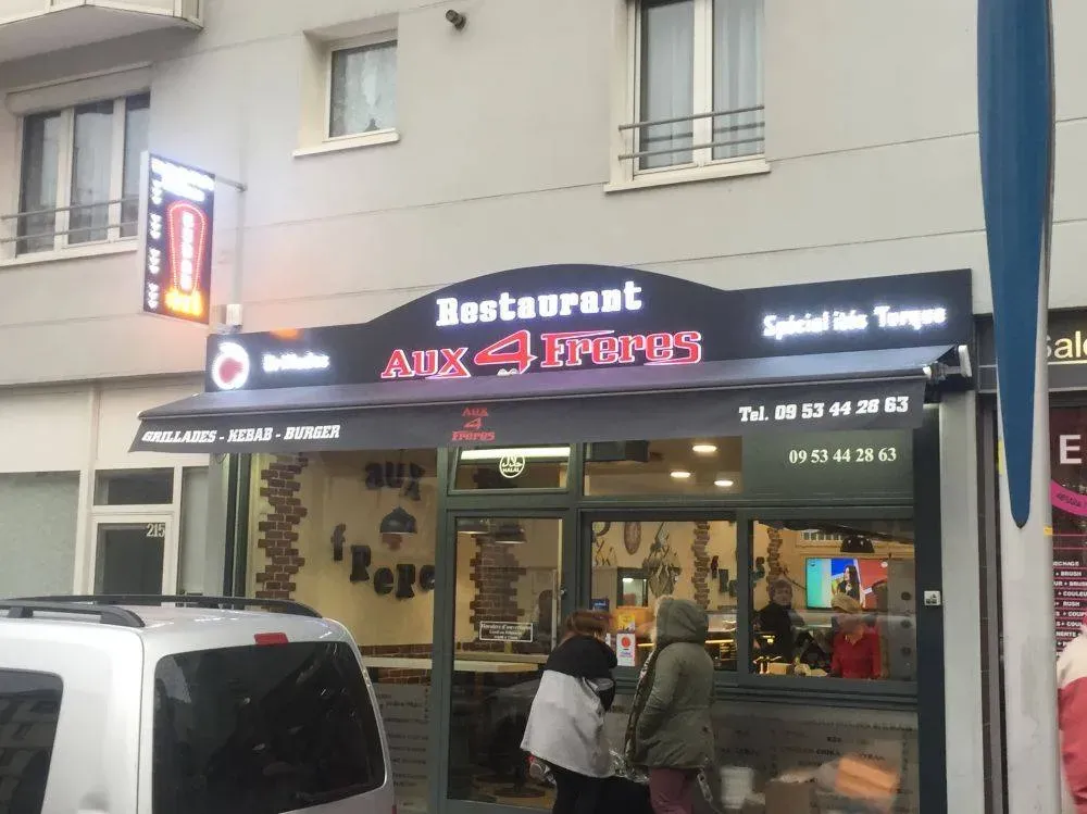 enseignes magasins et restaurants (165)