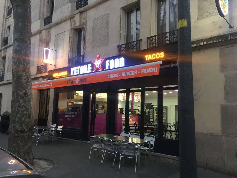 enseignes magasins et restaurants (166)