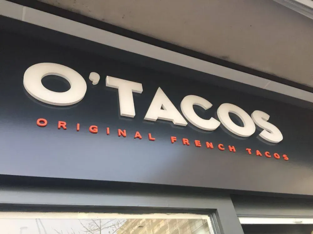enseignes magasins et restaurants (168)