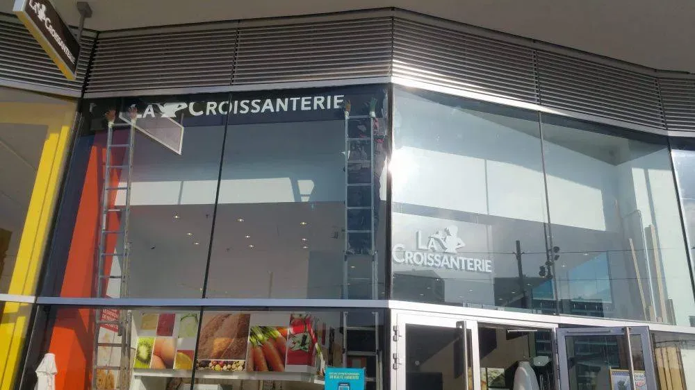enseignes magasins et restaurants (109)
