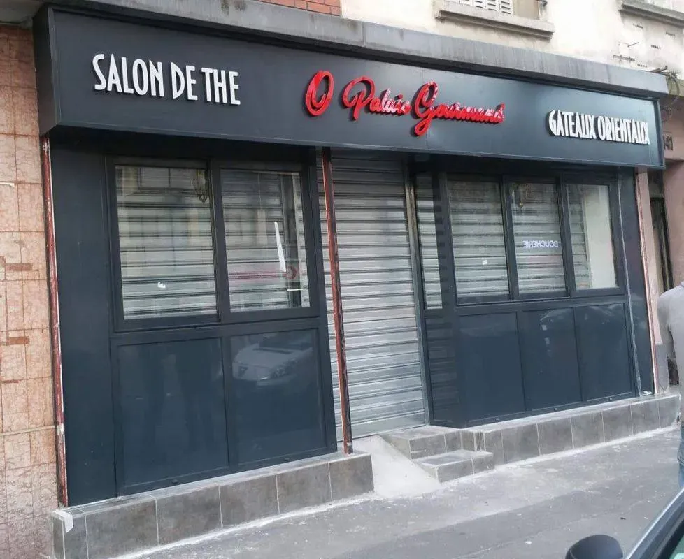 enseignes magasins et restaurants (226)
