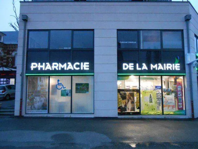 enseignes magasins et restaurants (3)