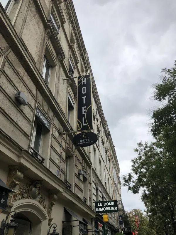 enseignes magasins et restaurants (31)