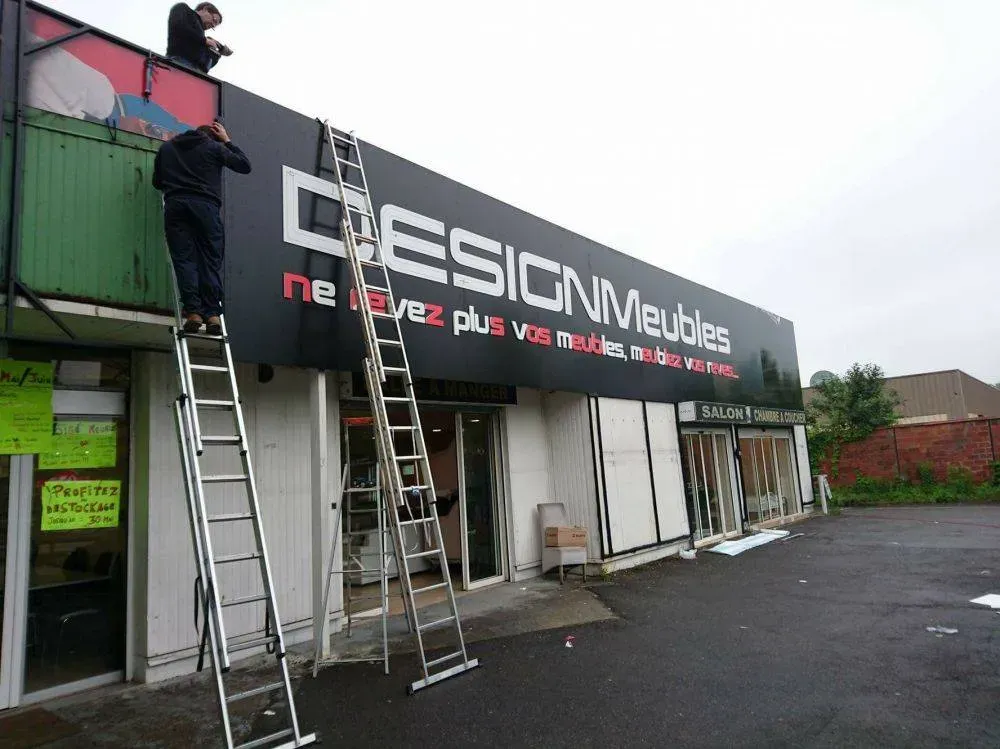 enseignes magasins et restaurants (211)